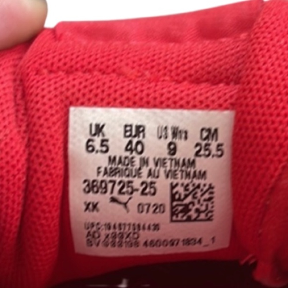 Red Puma Tennis Shoes Size 9 - Picture 6 of 7
